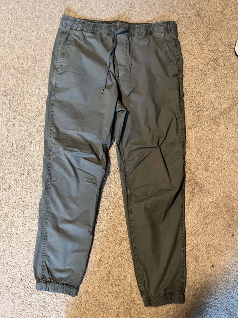 American Eagle Gray Drawstring Jogger Pants